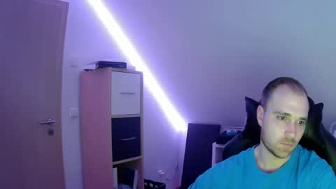 here4y online show from 01-21-25, 08:54