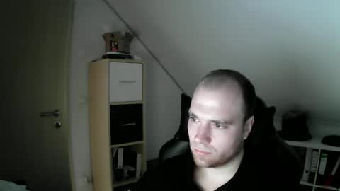 here4y online show from 12-22-25, 09:28