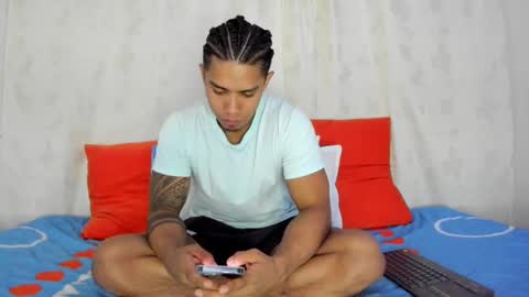 i am juan musiry independent model  online show from 02-25-25, 06:14