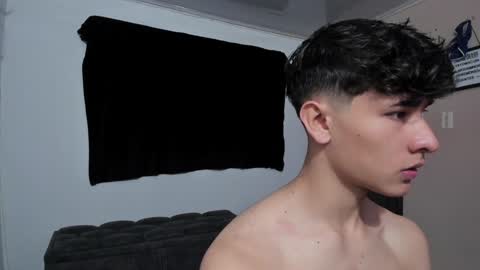 Snapshot of j_u_p_i_t_e_r chatting on 12-16-24, 12:06 Noah online show from 12-16-24, 12:06