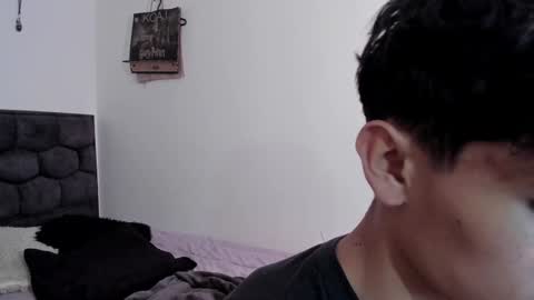 Snapshot of j_u_p_i_t_e_r chatting on 01-06-25, 03:51 Noah online show from 01-06-25, 03:51