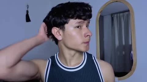 Snapshot of j_u_p_i_t_e_r chatting on 09-22-25, 11:12 Noah online show from 09-22-25, 11:12