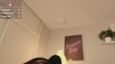 Jade online show from 05-19-26, 01:56