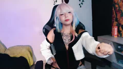 jade 18  online show from 06-25-26, 06:07
