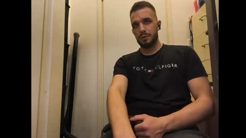 Snapshot of jack50134 chatting on 11-06-25, 03:02 Jack online show from 11-06-25, 03:02