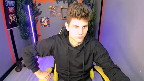 Snapshot of jack__wan chatting on 10-04-25, 03:43 Jack online show from 10-04-25, 03:43