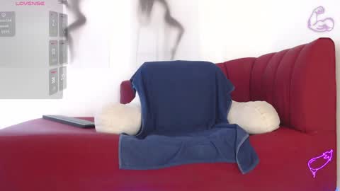    online show from 04-23-26, 03:03