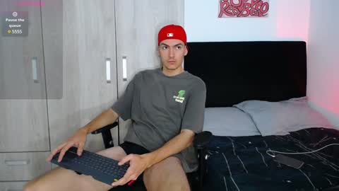 INDEPENDENT MODEL online show from 01-30-25, 11:01