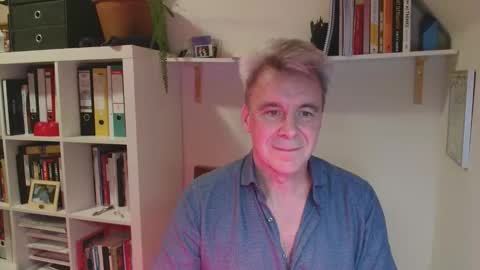 Snapshot of jackblack650 chatting on 10-30-25, 06:52 jackblack650 online show from 10-30-25, 06:52