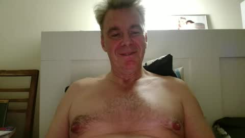 Snapshot of jackblack650 chatting on 11-26-25, 10:33 jackblack650 online show from 11-26-25, 10:33