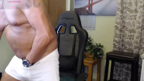 Snapshot of jacker550 chatting on 10-12-25, 02:10 Michael online show from 10-12-25, 02:10