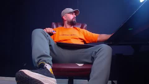 JackEthan online show from 10-16-25, 04:57