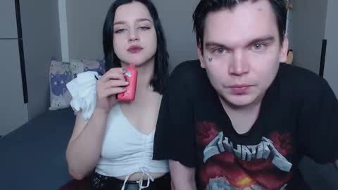 Snapshot of jackoffjillss chatting on 09-27-25, 06:13 JackOffJillss online show from 09-27-25, 06:13