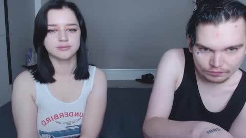 Snapshot of jackoffjillss chatting on 10-17-25, 07:16 JackOffJillss online show from 10-17-25, 07:16