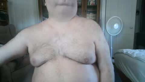 Snapshot of jackskillet_29 chatting on 03-10-26, 04:01 jackskillet_29 online show from 03-10-26, 04:01