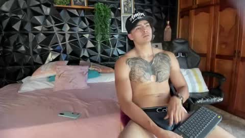 Jackson online show from 04-22-26, 09:16