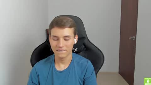 Jack online show from 03-01-25, 01:32