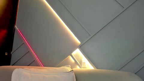 Snapshot of jackson_wayne__ chatting on 02-21-25, 12:27 Jackson Wayne online show from 02-21-25, 12:27