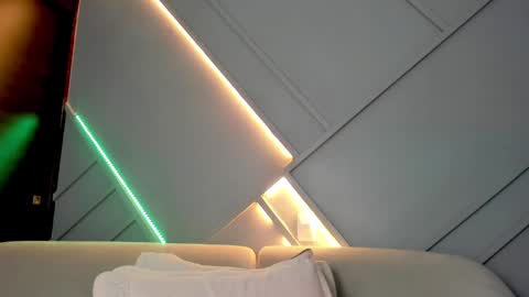 Snapshot of jackson_wayne__ chatting on 02-25-25, 12:58 Jackson Wayne online show from 02-25-25, 12:58