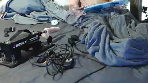 Snapshot of jacksonmale1974 chatting on 12-25-24, 04:12 funtimes49203 online show from 12-25-24, 04:12