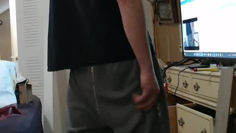 Snapshot of jacksonmale1974 chatting on 01-11-25, 09:15 funtimes49203 online show from 01-11-25, 09:15