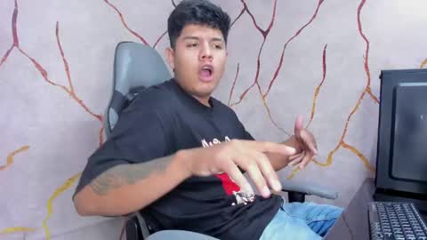 Jackson  online show from 02-18-25, 01:43