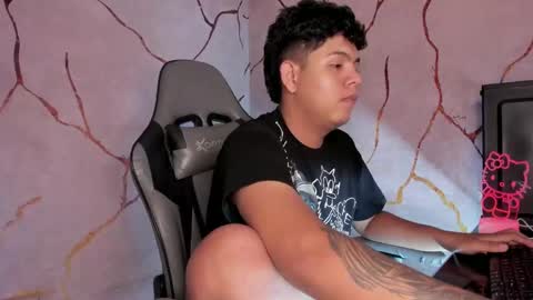 Jackson  online show from 02-19-25, 03:28