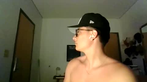 ImZacharyTyler online show from 06-03-26, 01:41