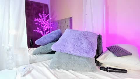 Snapshot of jacky_hoott chatting on 01-27-25, 08:28 Jacky hoott online show from 01-27-25, 08:28