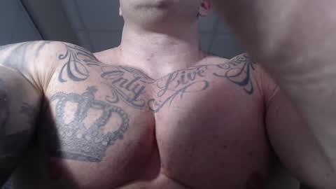 Snapshot of jackyhuge chatting on 01-25-25, 03:41 Jacky online show from 01-25-25, 03:41