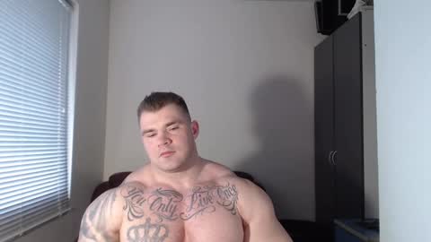 Snapshot of jackyhuge chatting on 02-10-25, 11:25 Jacky online show from 02-10-25, 11:25