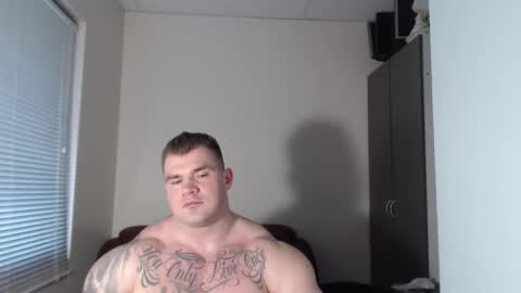 Snapshot of jackyhuge chatting on 02-12-25, 01:16 Jacky online show from 02-12-25, 01:16