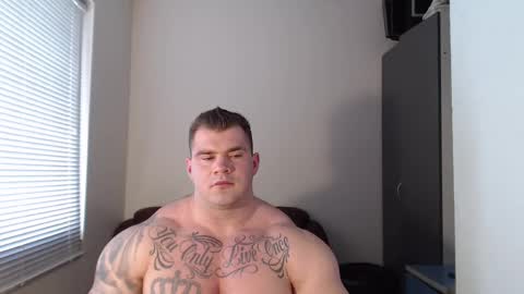 Snapshot of jackyhuge chatting on 02-16-25, 12:21 Jacky online show from 02-16-25, 12:21