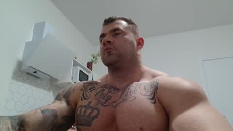 Snapshot of jackyhuge chatting on 10-23-25, 05:23 Jacky online show from 10-23-25, 05:23