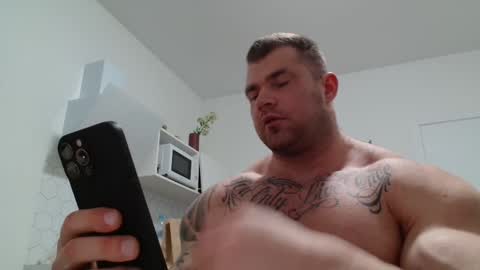 Snapshot of jackyhuge chatting on 10-24-25, 09:33 Jacky online show from 10-24-25, 09:33