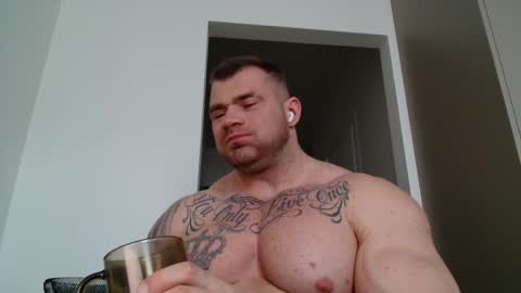 Snapshot of jackyhuge chatting on 10-30-25, 10:06 Jacky online show from 10-30-25, 10:06