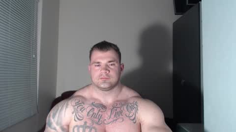 Snapshot of jackyhuge chatting on 11-23-25, 04:29 Jacky online show from 11-23-25, 04:29