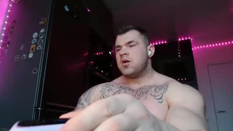 Snapshot of jackyhuge chatting on 12-03-25, 07:27 Jacky online show from 12-03-25, 07:27