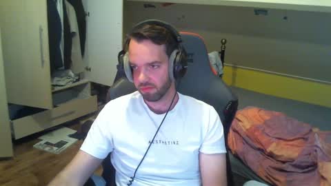 Snapshot of jackynee chatting on 05-02-26, 02:33 Jack online show from 05-02-26, 02:33