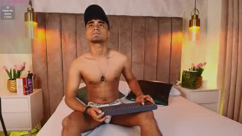 Jacobo online show from 09-26-25, 08:13