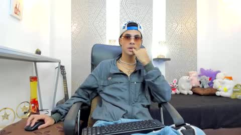 Snapshot of jacob_blackwell chatting on 10-25-25, 07:08 jacob_blackwell online show from 10-25-25, 07:08