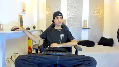 Snapshot of jacob_blackwell chatting on 11-15-25, 07:32 jacob_blackwell online show from 11-15-25, 07:32