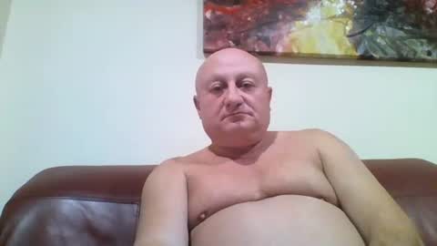 Snapshot of jacob_bron chatting on 10-06-25, 12:19 jacob_bron online show from 10-06-25, 12:19