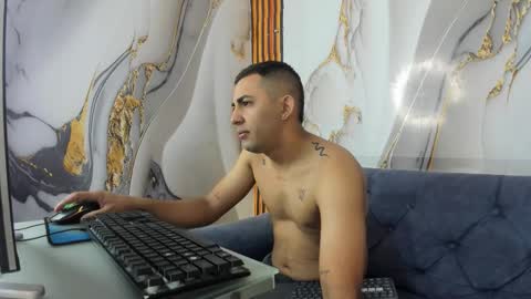 Snapshot of jacob_latinboy chatting on 10-17-25, 12:19 Jacob online show from 10-17-25, 12:19