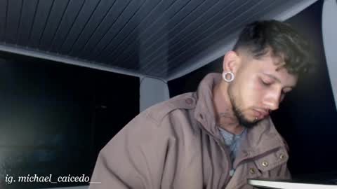 Michael Caicedo online show from 06-08-26, 05:08
