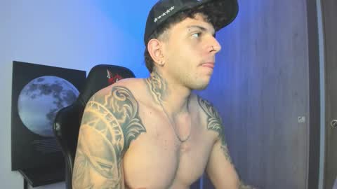 Snapshot of jacobb116 chatting on 10-31-25, 12:22 jacobb116 online show from 10-31-25, 12:22