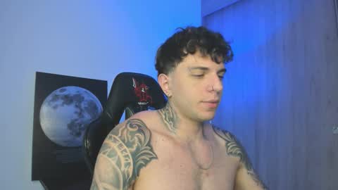 Snapshot of jacobb116 chatting on 11-05-25, 01:05 jacobb116 online show from 11-05-25, 01:05