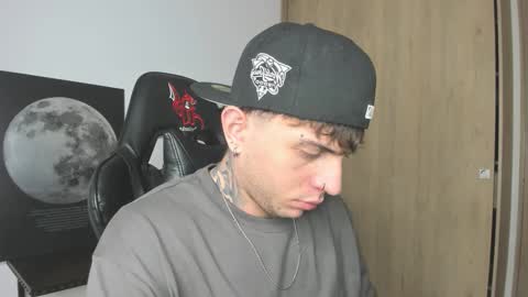 Snapshot of jacobb116 chatting on 11-08-25, 01:28 jacobb116 online show from 11-08-25, 01:28