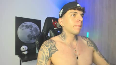 Snapshot of jacobb116 chatting on 11-09-25, 01:15 jacobb116 online show from 11-09-25, 01:15