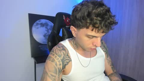 Snapshot of jacobb116 chatting on 11-24-25, 01:05 jacobb116 online show from 11-24-25, 01:05